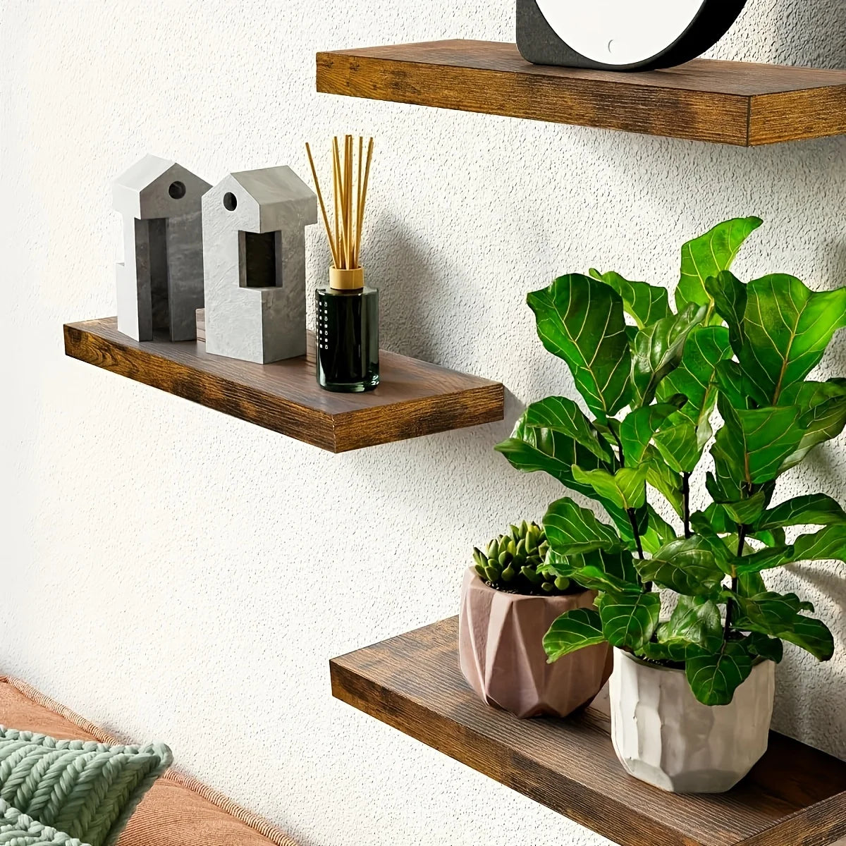 Étagère Murale Flottante en Bois – Élégance & Rangement